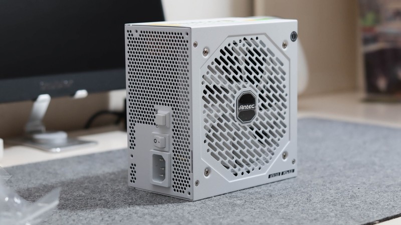 既好看又便宜！如何用一台中端手机预算打造MATX性能主机？