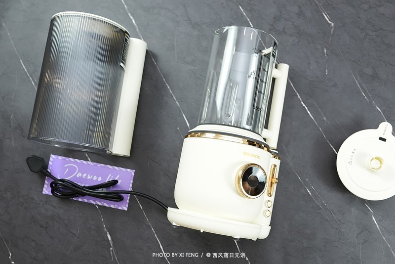 夏日续命，幸福感绝绝子！大宇轻音破壁机：夜半榨果汁，想喝就喝