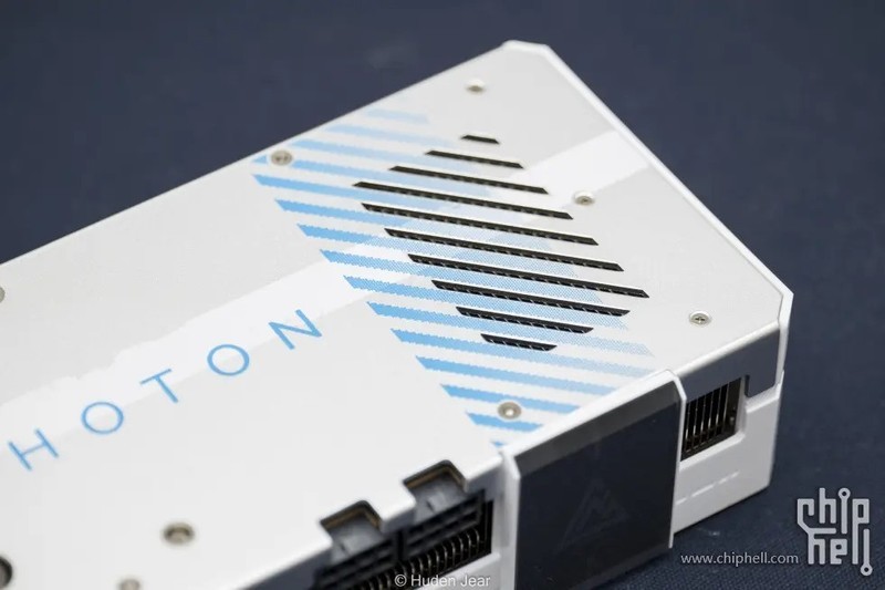 纯白颜值卡也是实力派！intel Arc A770 A750显卡开箱测评