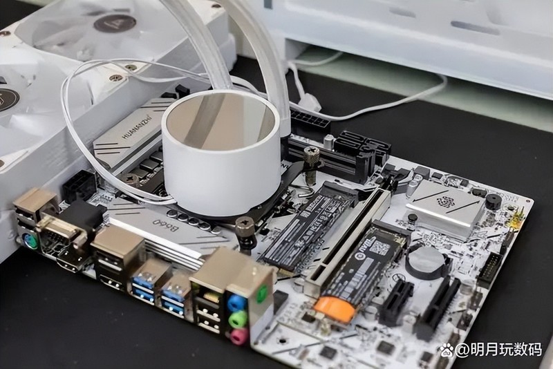 【主板评测】高性价比之选，华南B660M-PLUS主板评测！|华南金牌