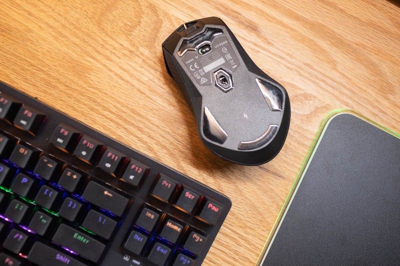 不足2百元入手，87键+无线+RGB+机械轴，雷柏V500Pro好用么