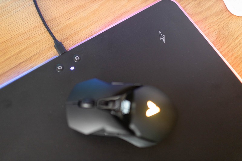 不足2百元入手，87键+无线+RGB+机械轴，雷柏V500Pro好用么