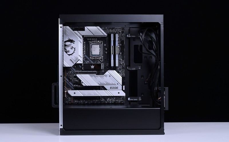 硬核铝合金机箱新品：乔思伯全铝U6机箱，双面钢化玻璃、抽拉结构