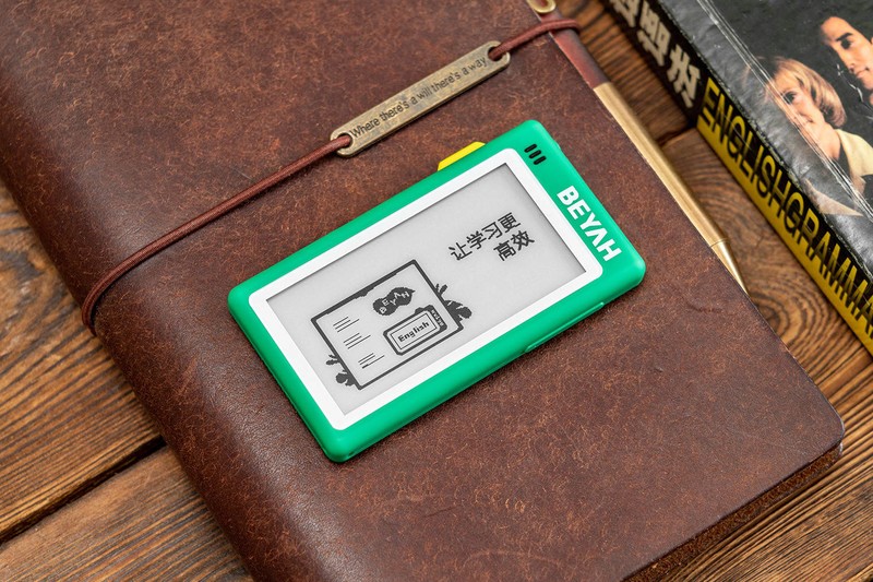 合理化利用碎片时间，每天10个单词没难度，背呀电子单词卡D1评测