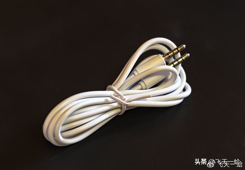 几乎零延迟的三模无线耳机