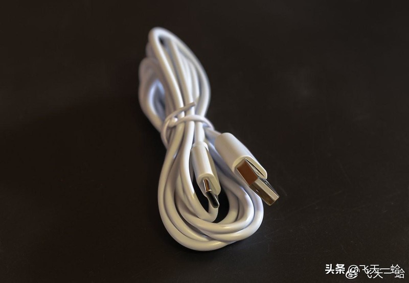 几乎零延迟的三模无线耳机