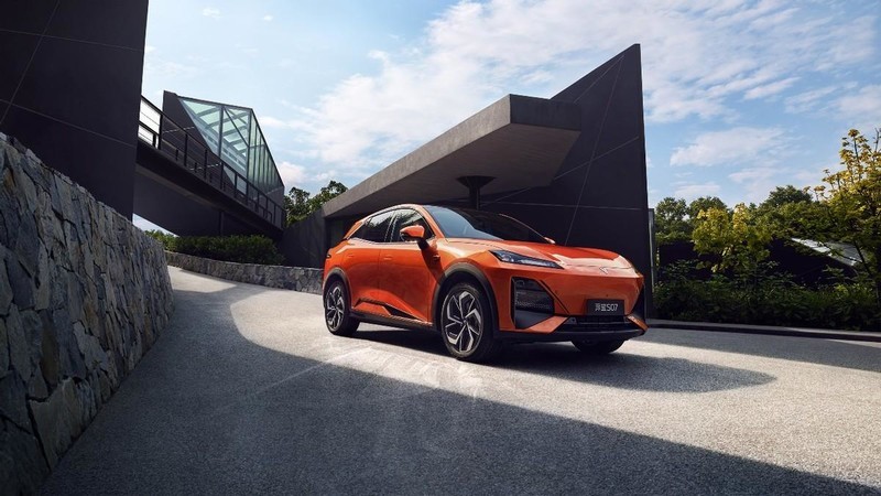 深蓝S07新招：City LCC Plus，红绿灯路口不再愁