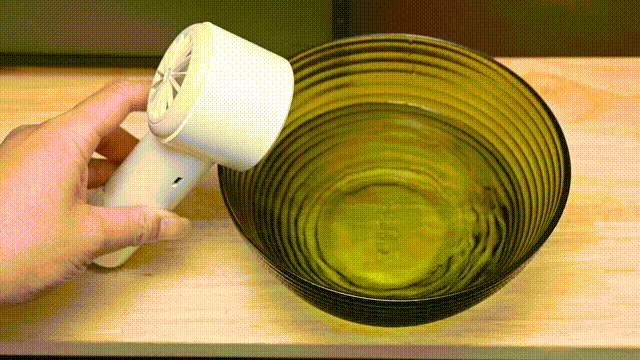 100级风力高转速制冷，西圣Wind手持小风扇，口袋极速降温好物