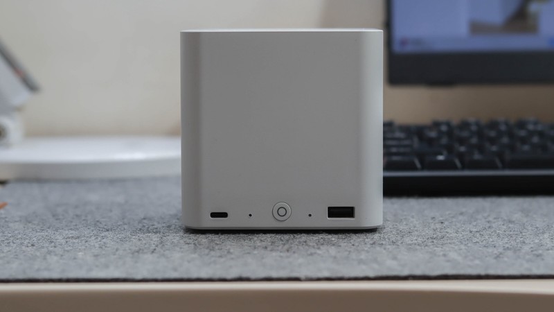 出手就开大！零刻发布首款全闪6盘位NAS迷你主机，零刻ME mini体验