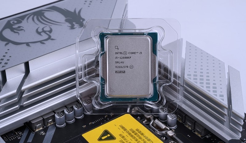 硬核铝合金机箱新品：乔思伯全铝U6机箱，双面钢化玻璃、抽拉结构