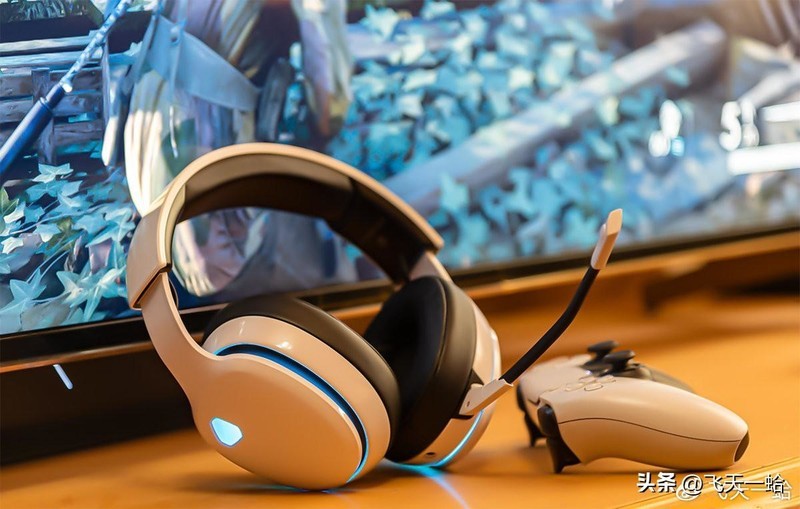 几乎零延迟的三模无线耳机