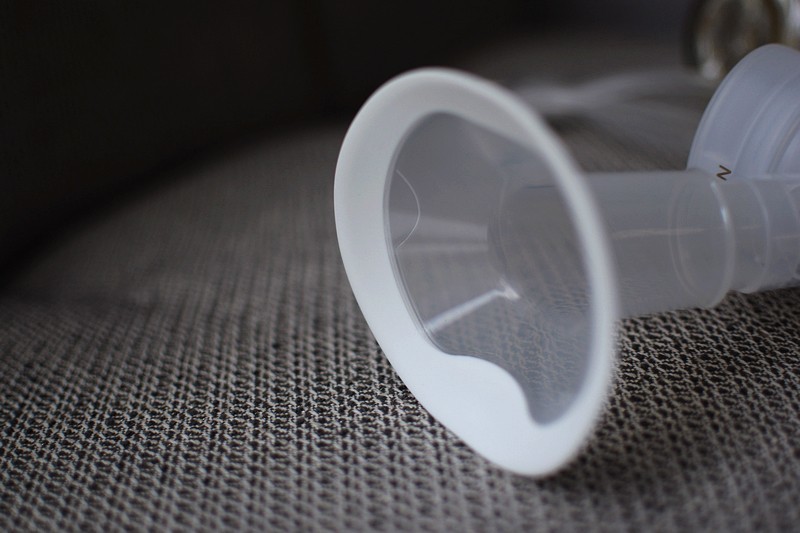 羽轻云感电动吸奶器：对初为人母的温柔呵护