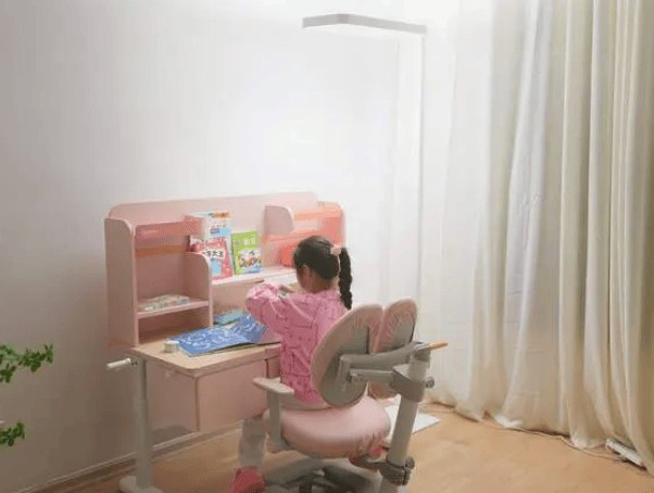 护眼落地灯到底是不是智商税？六种实用挑选方法帮你排雷避坑！