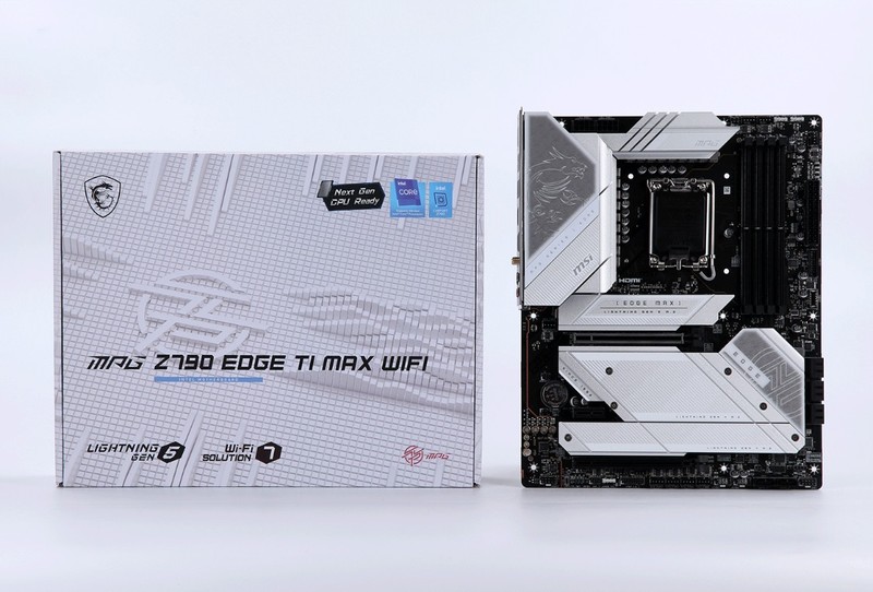黑色风冷海景房装机方案：14600K+4070Ti S+九州风神数显冰立方风冷+安钛克C8海景房装