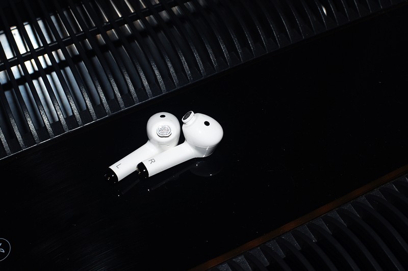 町石Tinx TC1600 让听障人士感受自然真实的声音