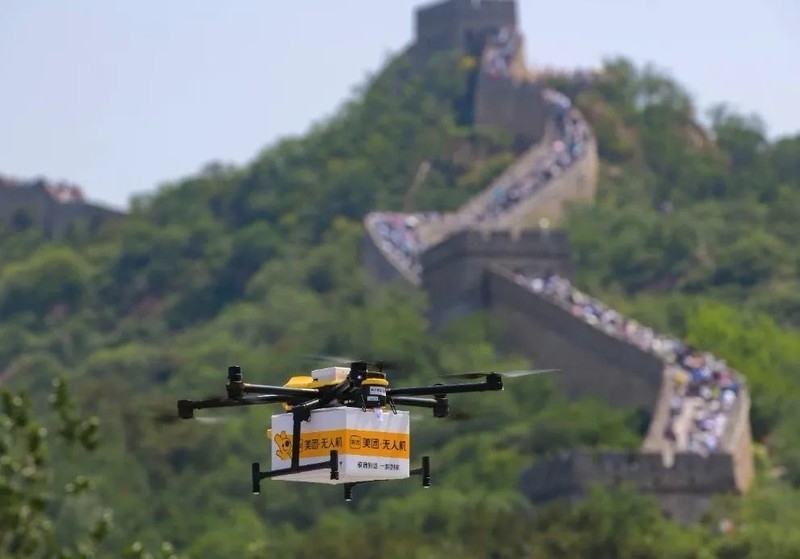 美团做AI的独特优势在哪里？连接数字世界和物理世界