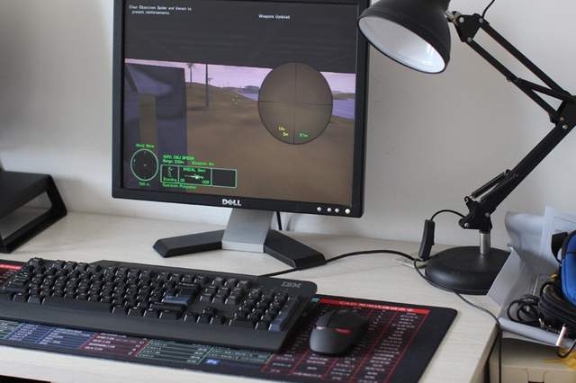 旗舰硬件、完美表现：贱驴RS3侍从三模鼠标体验