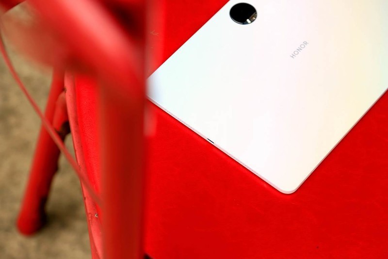 影音大屏+网课平板+生产力工具，荣耀平板9值得入手吗？