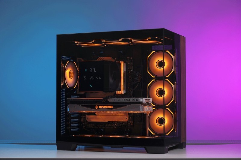 黑色风冷海景房装机方案：14600K+4070Ti S+九州风神数显冰立方风冷+安钛克C8海景房装