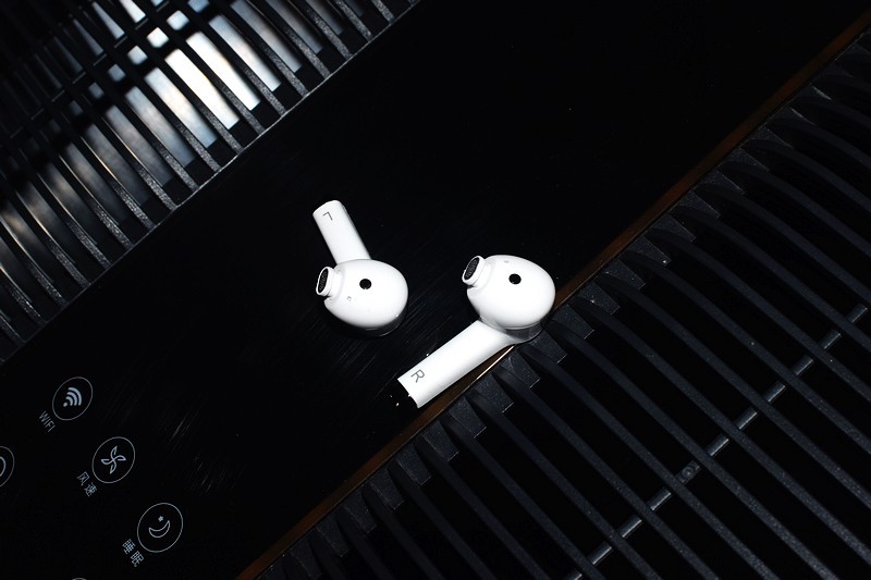 町石Tinx TC1600 让听障人士感受自然真实的声音