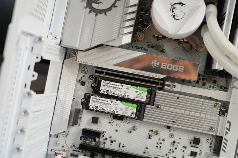 希捷酷鱼530/520：高端存储市场的双子星，装机必备之选