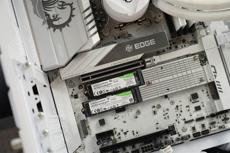 希捷酷鱼530/520：高端存储市场的双子星，装机必备之选