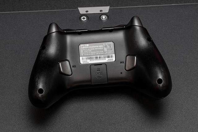 北通阿修罗2Pro多模版：支持多平台，让老年手速玩家可以愉快玩耍