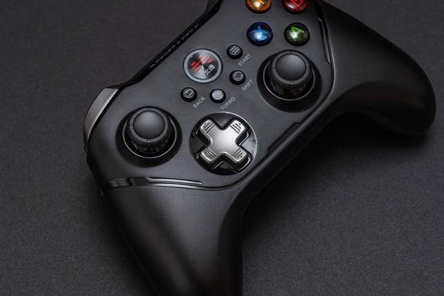 北通阿修罗2Pro多模版：支持多平台，让老年手速玩家可以愉快玩耍