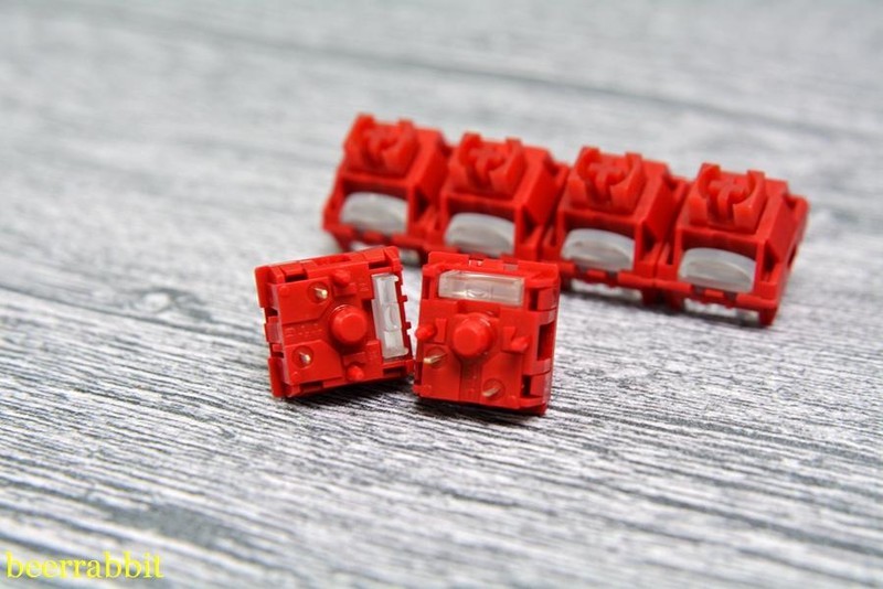 TTC烈焰红轴V2：艳 弹 滑