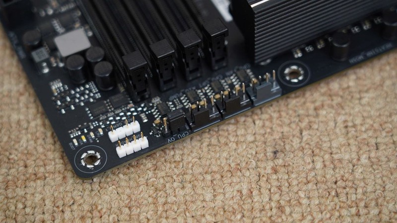 天命人来袭，实测验证9700X、14700K谁更适合游戏&黑神话悟空海景房主机分享