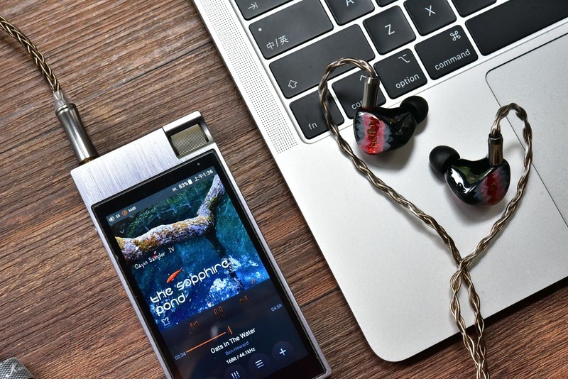 KINERA NORN耳机试听，一圈四铁的杂食均衡塞！