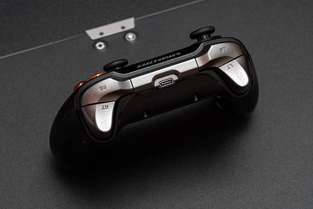 北通阿修罗2Pro多模版：支持多平台，让老年手速玩家可以愉快玩耍