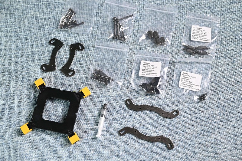 设计简约的骨伽双刃机箱，配上骨伽天吴T5散热器，真是装机好搭档