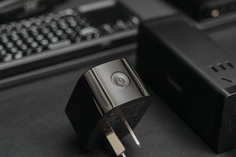 远程随意开关主机，停电、宕机都不怕，贝锐向日葵C1Pro插座体验