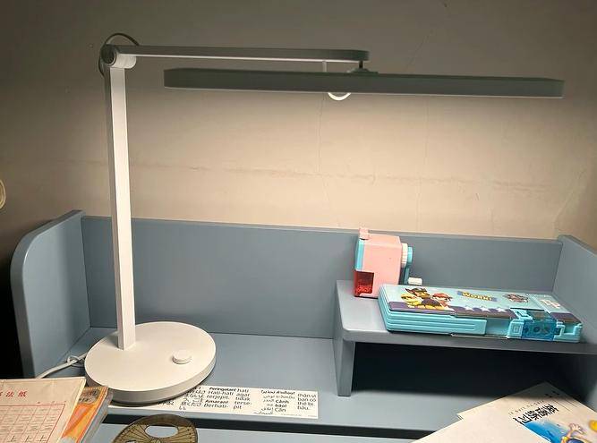 护眼台灯怎么选看哪些指标？护眼台灯十大排名综合盘点