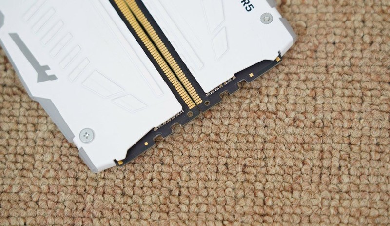 天命人来袭，实测验证9700X、14700K谁更适合游戏&黑神话悟空海景房主机分享