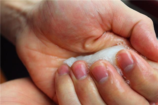 「补水神器」-水肌美玻尿 酸补水保湿面膜