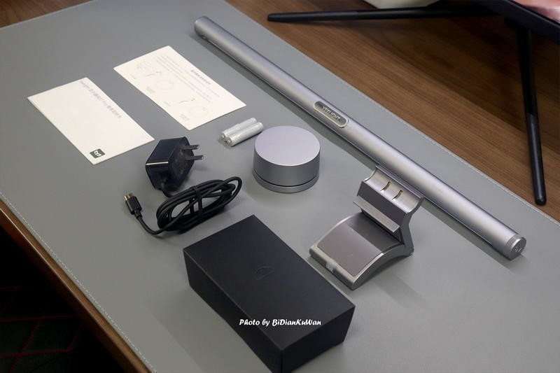 桌面冷暖光，墙面RGB，巧用Yeelight屏幕挂灯Pro打造完美桌搭方案