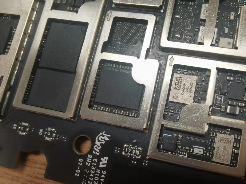 品速5G路由器拆机测评