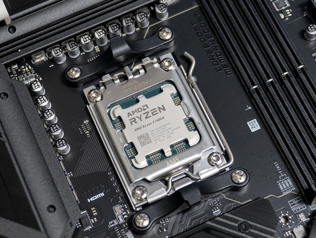 核显战未来？B650M迫击炮主板DDR5内存超频实测