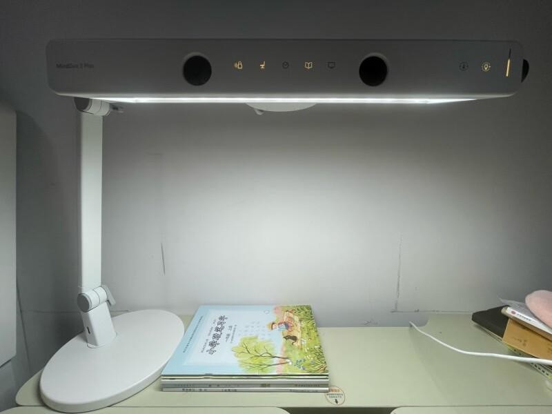 护眼台灯真的护眼吗？揭露台灯怎么选的小秘密