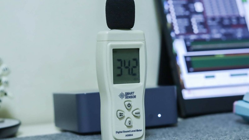 没有任何存在感的电脑！巴掌大小跑分百万，7735HS处理器售一千多