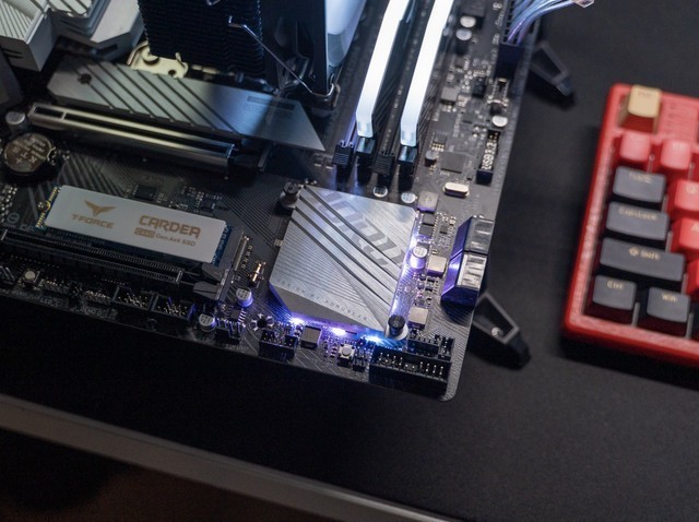 不负雕牌之名，技嘉雪雕B660M AORUS PRO AX DDR4雪雕主板测评