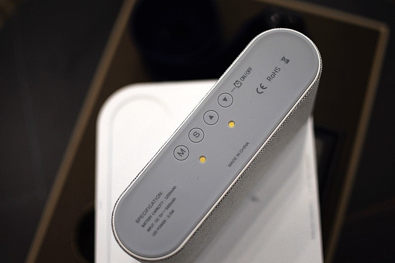 床头有它就够了 VFZ无线充.闹钟.小夜灯