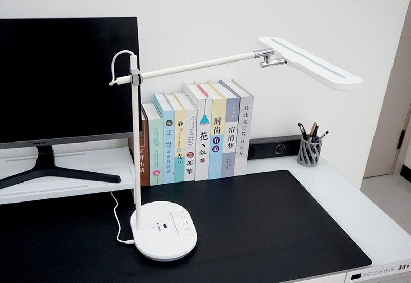 护眼台灯真的护眼吗？揭露台灯怎么选的小秘密