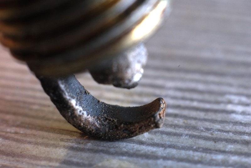 2024.9.28更换火花塞。