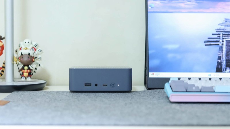 没有任何存在感的电脑！巴掌大小跑分百万，7735HS处理器售一千多