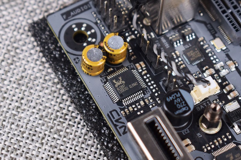 酷炫小巧的老头乐，英特尔11400F+七彩虹B560I 简单装机试玩