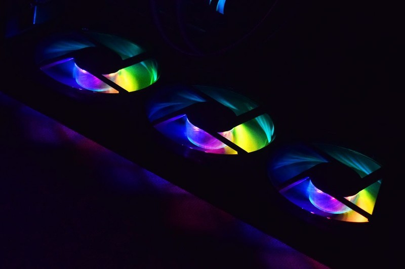 酷炫小巧的老头乐，英特尔11400F+七彩虹B560I 简单装机试玩