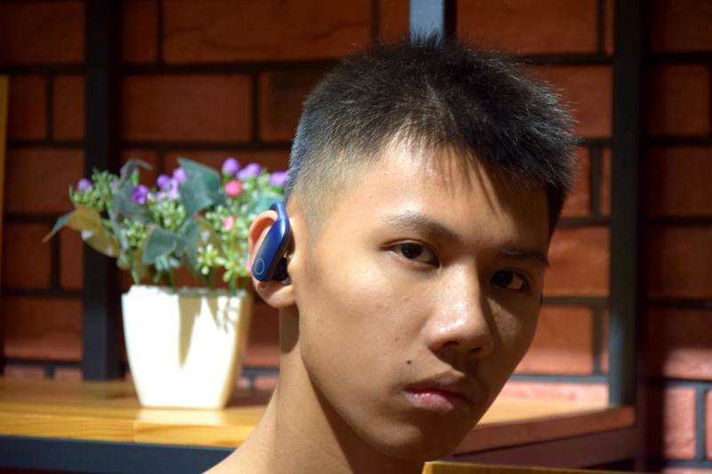 满足剧烈运动佩戴，融入TWS技术，入门级运动耳机SANAG塞那Z9点评